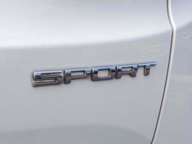 Used 2017 Jeep Renegade Sport w/ Power & Air Group image 12