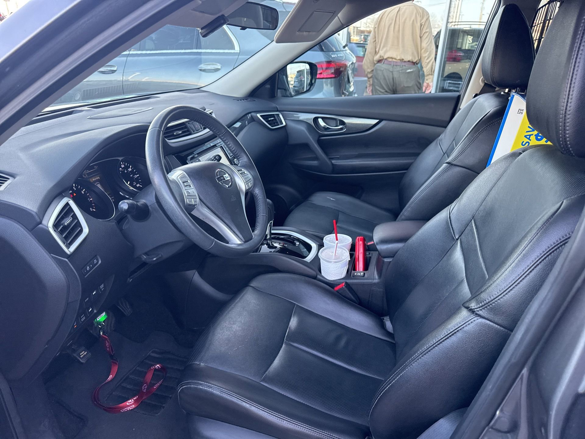 Used 2016 Nissan Rogue SL w/ SL Premium Package image 9