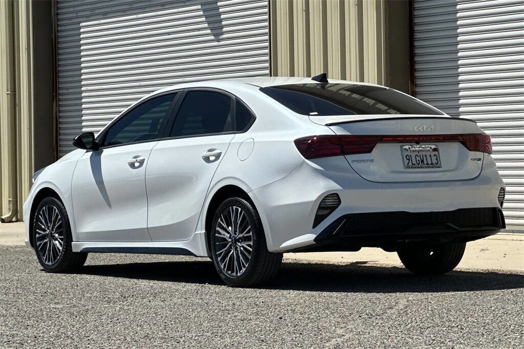 Used 2024 Kia Forte GT-Line image 4