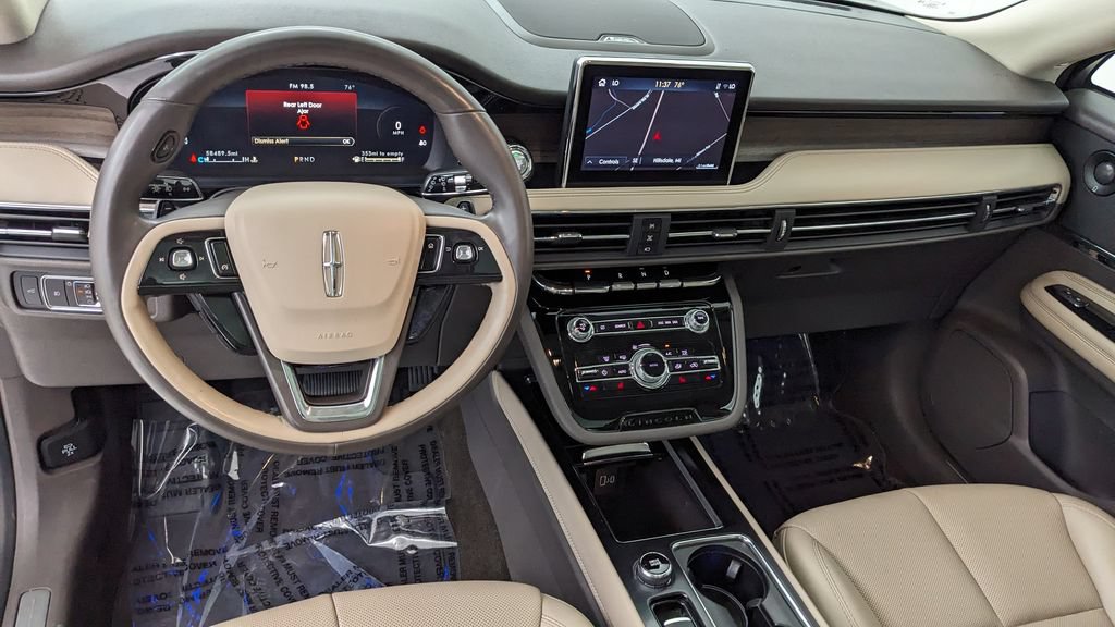 Used 2021 Lincoln Corsair Reserve FWD image 4