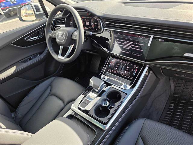 Used 2025 Audi Q7 3.0T Premium Plus AWD/4WD image 11