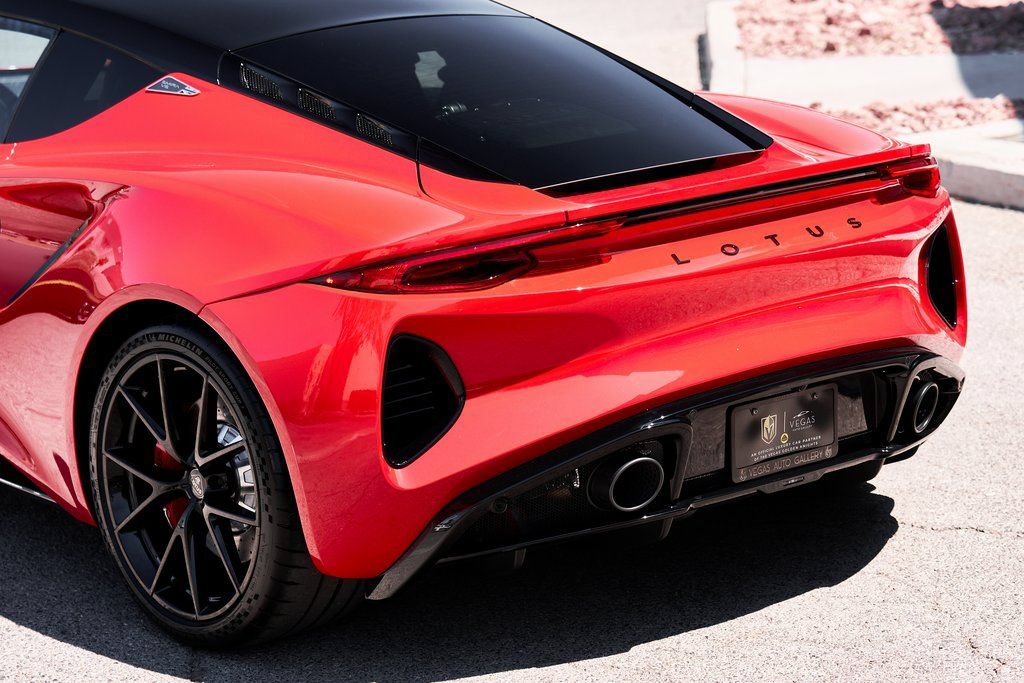 Used 2025 Lotus Emira RWD image 10