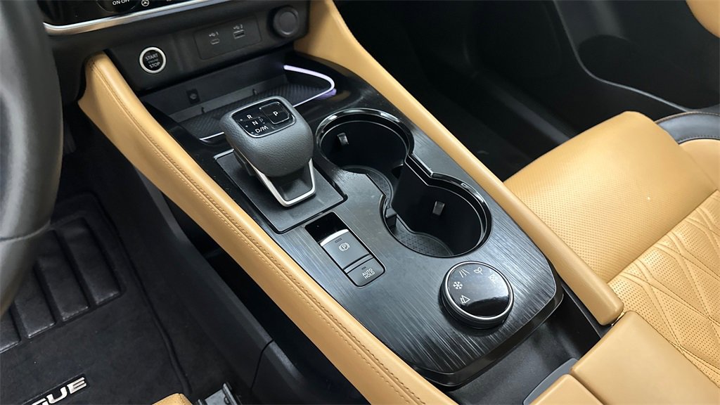 Certified 2023 Nissan Rogue Platinum w/ Platinum Premium Package image 15