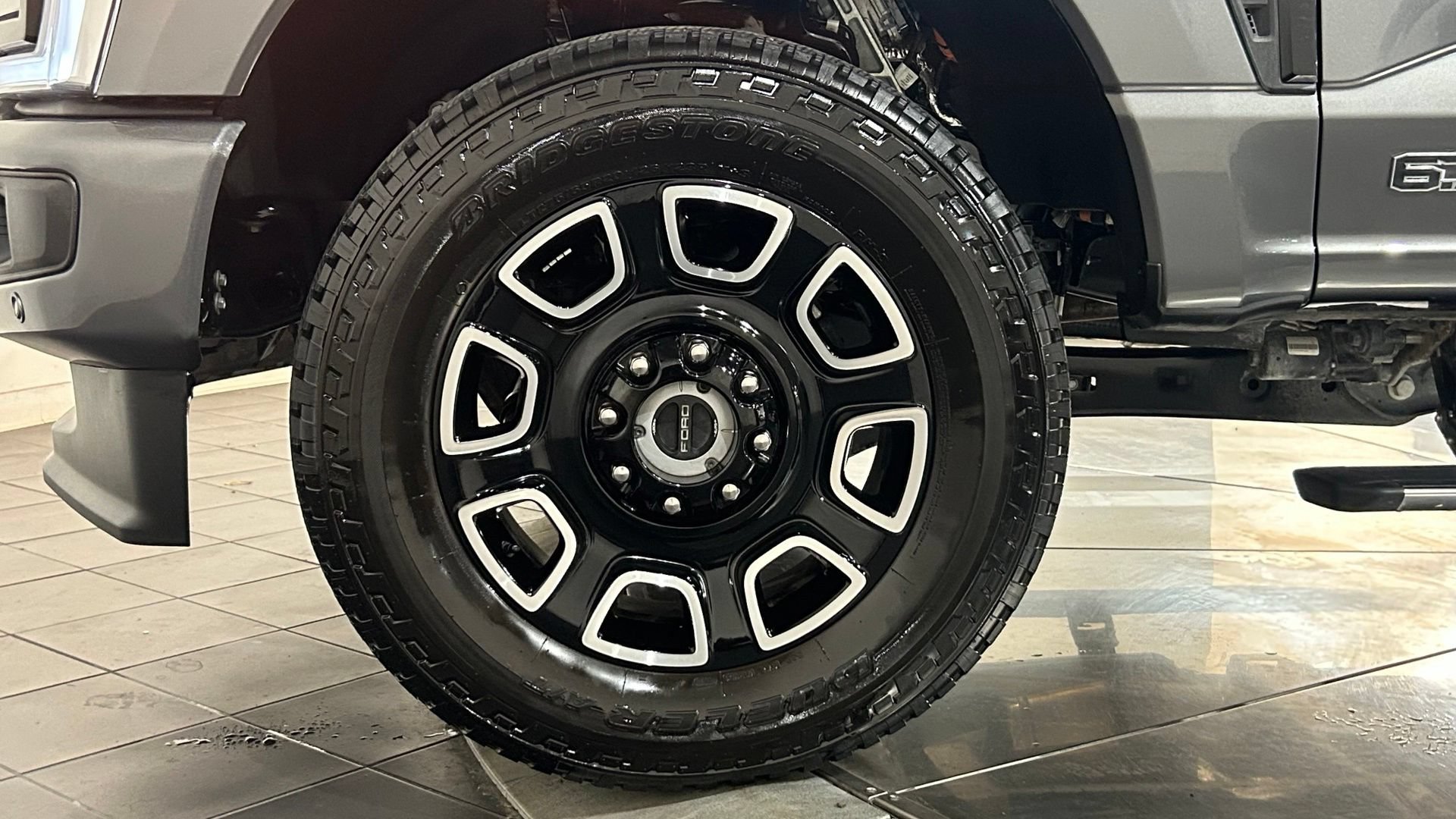Used 2026 Ford F250 Platinum w/ FX4 Off-Road Package AWD/4WD image 27