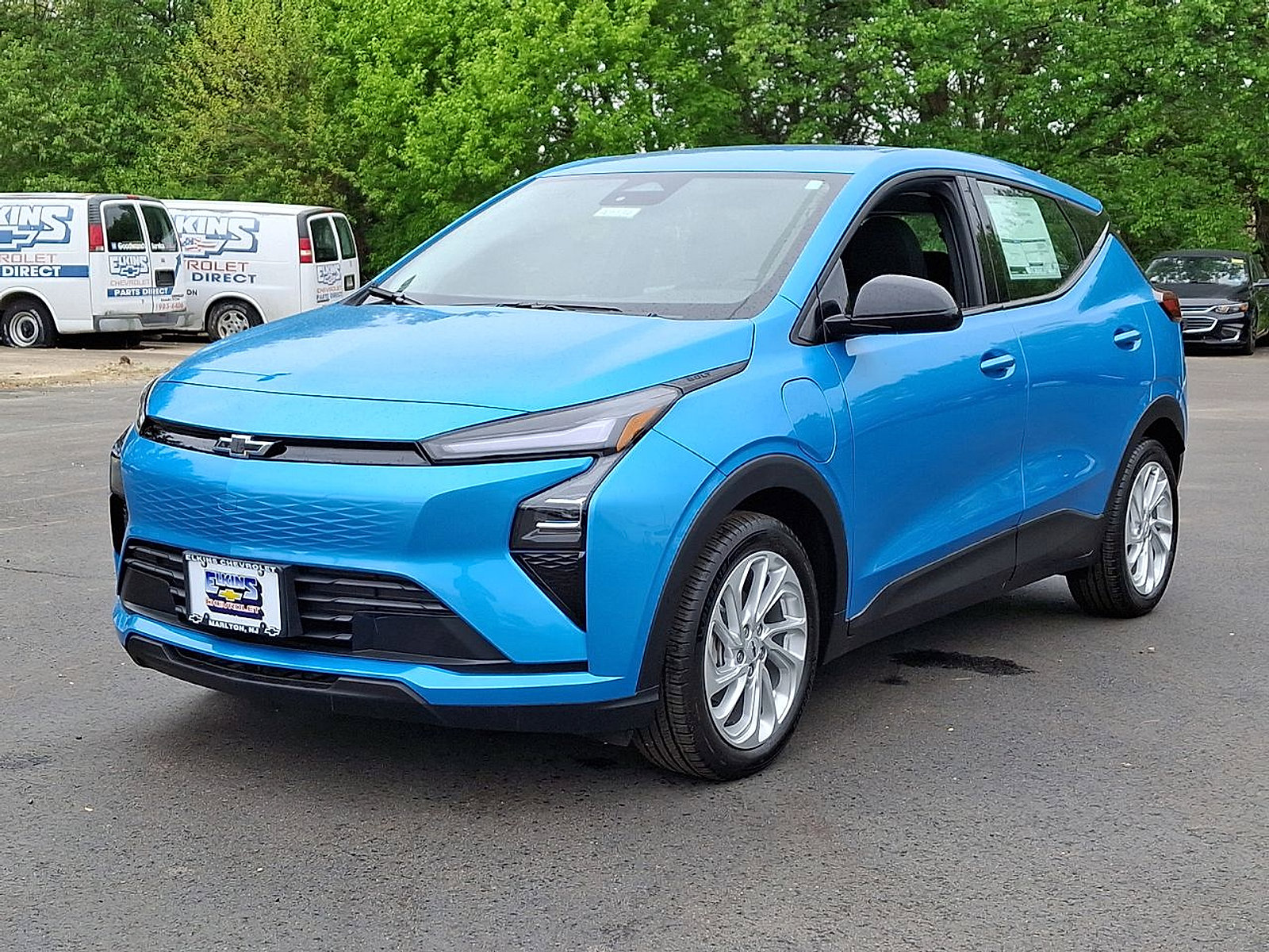 New 2027 Chevrolet Bolt LT w/ Comfort Package FWD image 10