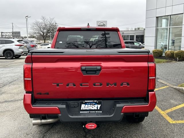 Used 2025 Toyota Tacoma TRD Sport image 25