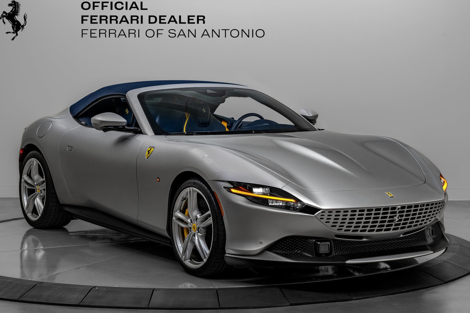 Certified 2024 Ferrari Roma Spider RWD image 12