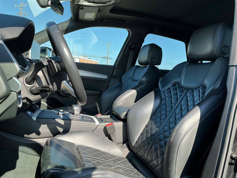 Used 2019 Audi SQ5 Prestige w/ Prestige Package image 24