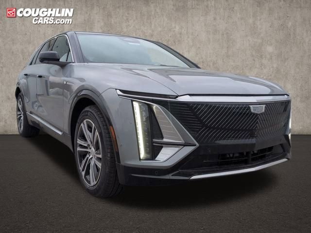 New 2026 Cadillac Lyriq Premium Luxury