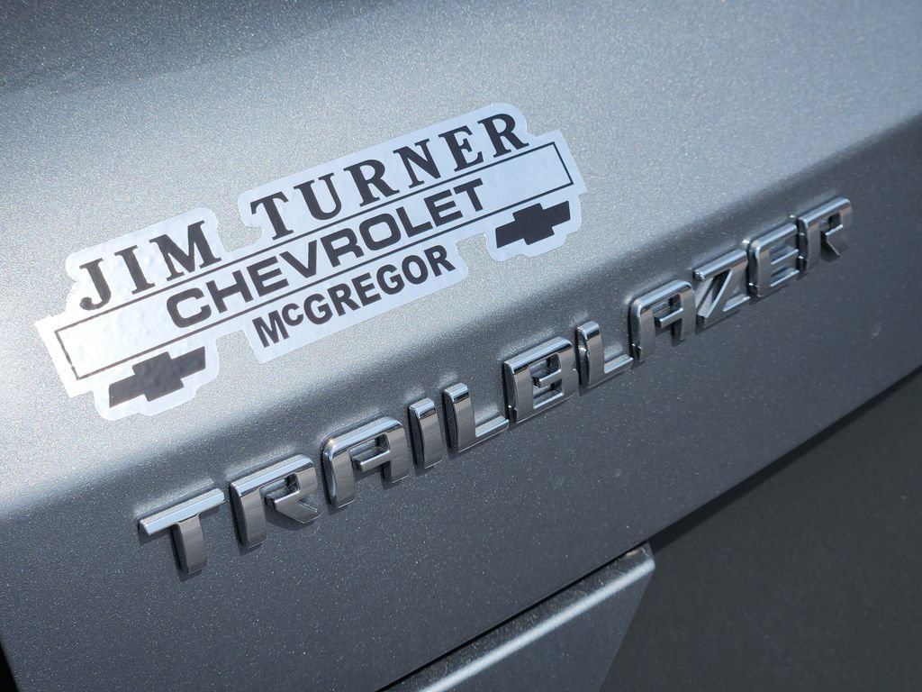 New 2026 Chevrolet TrailBlazer LT w/ Convenience Package FWD image 9