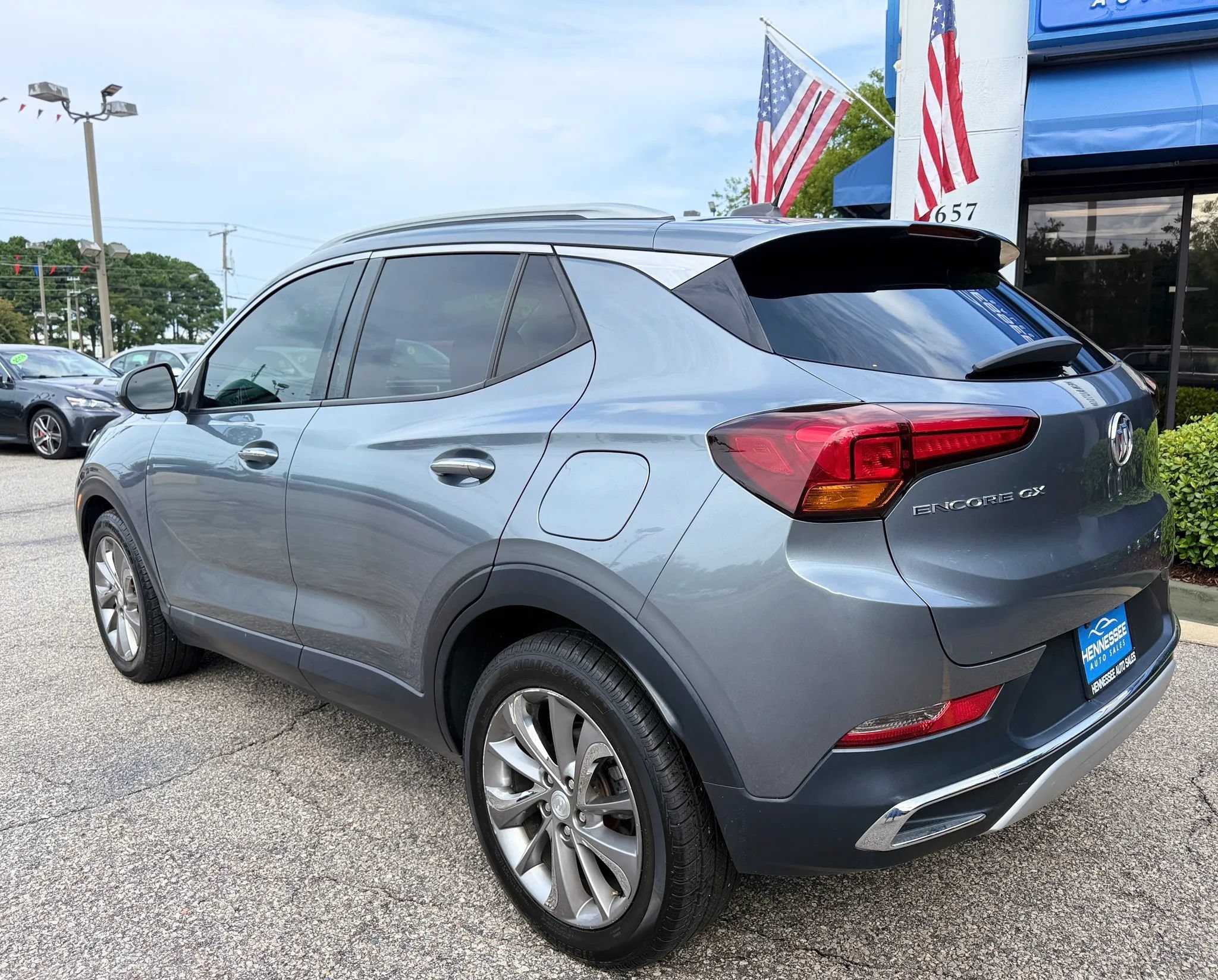 Used 2021 Buick Encore GX Essence w/ Experience Buick Package FWD image 39