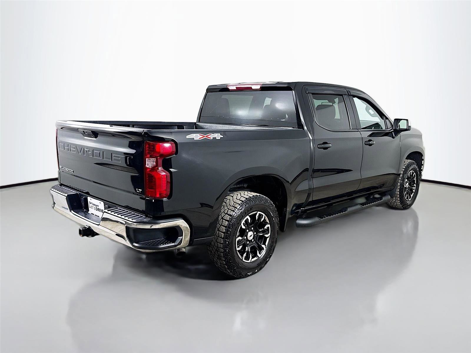 Used 2022 Chevrolet Silverado 1500 LT image 9
