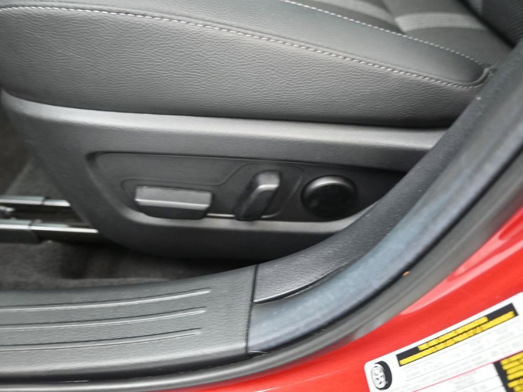 Used 2024 MAZDA CX-50 AWD 2.5 S w/ Cargo Package image 15