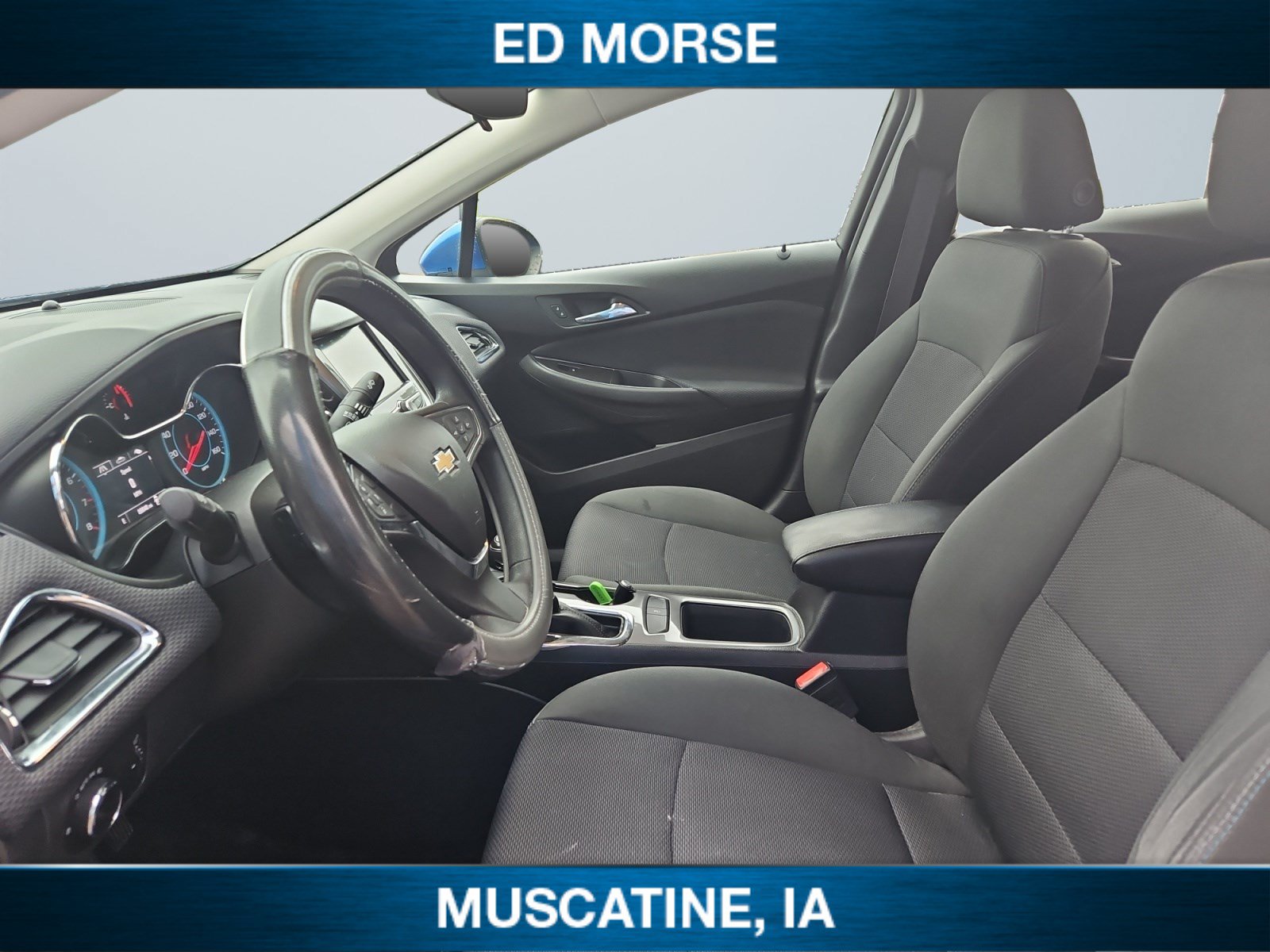 Used 2017 Chevrolet Cruze LT w/ Convenience Package FWD image 13