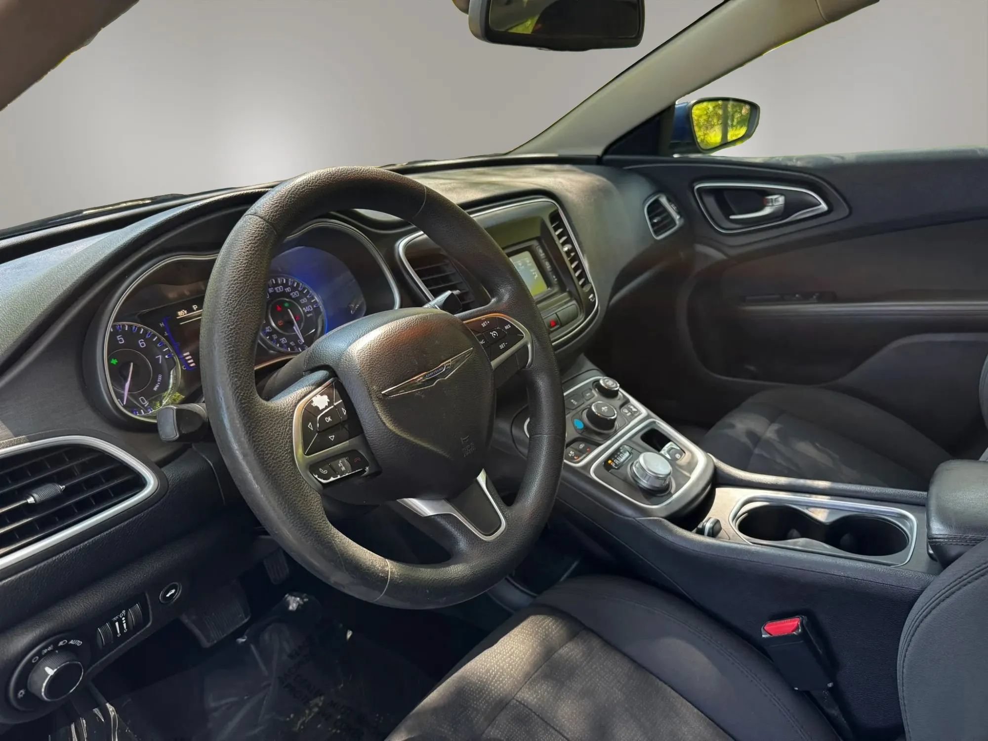 Used 2016 Chrysler 200 Limited FWD image 14