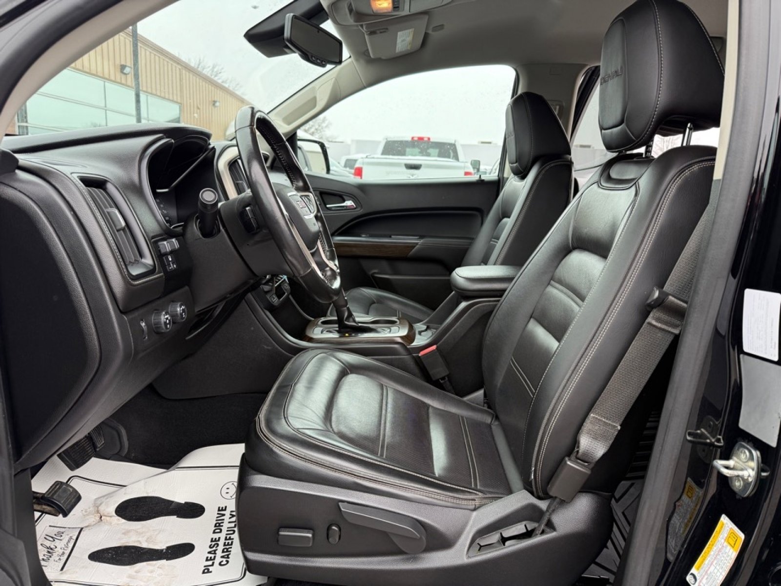 Used 2020 GMC Canyon Denali image 10