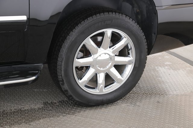 Used 2013 GMC Yukon XL Denali image 14