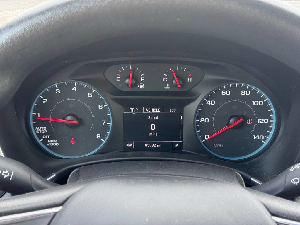Used 2018 Chevrolet Equinox LS image 16