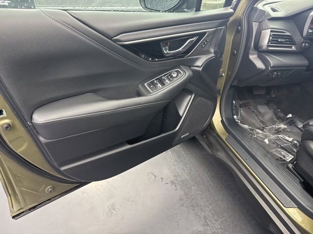 Used 2022 Subaru Outback Limited image 31