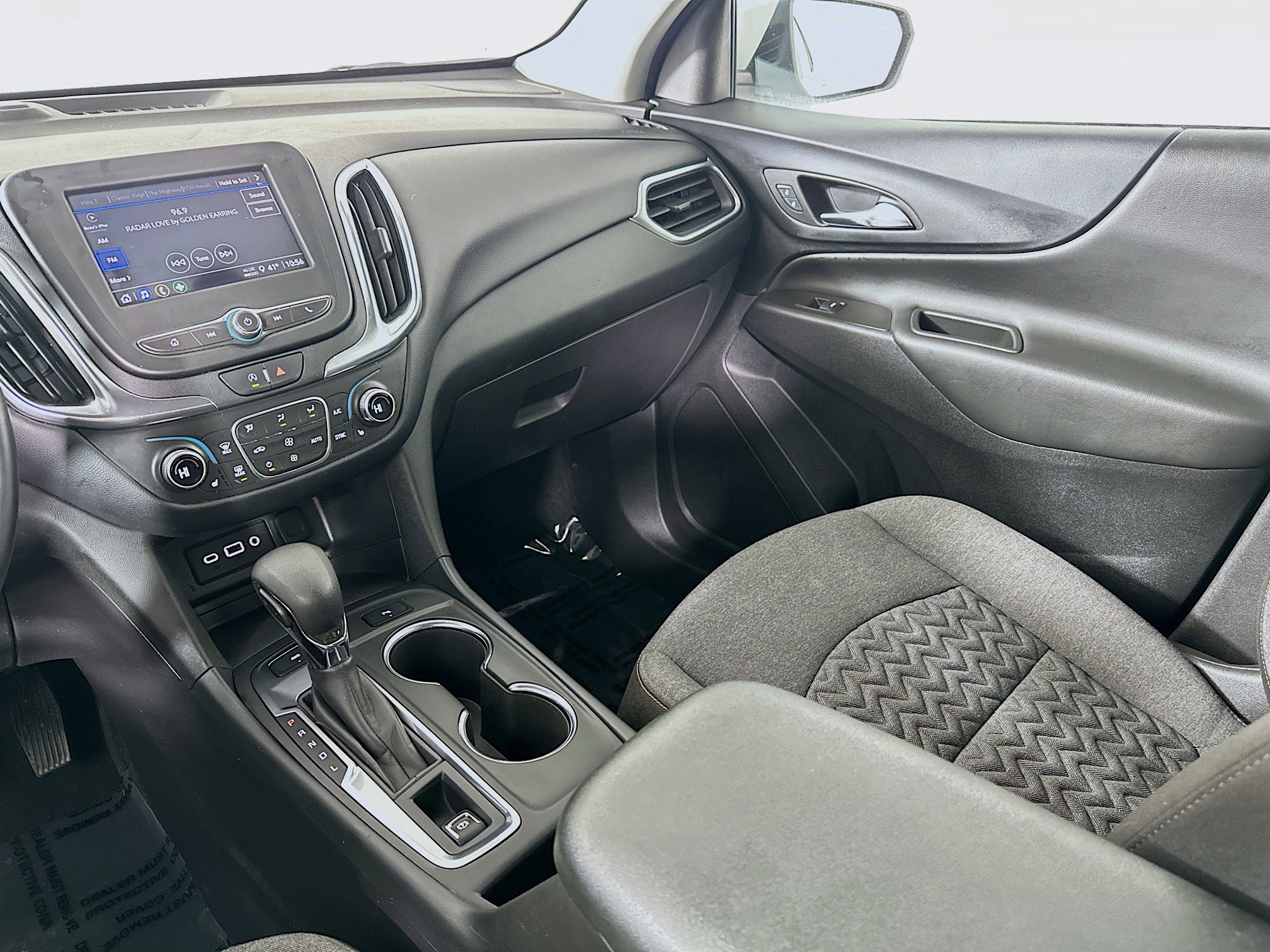 Used 2024 Chevrolet Equinox LT image 21