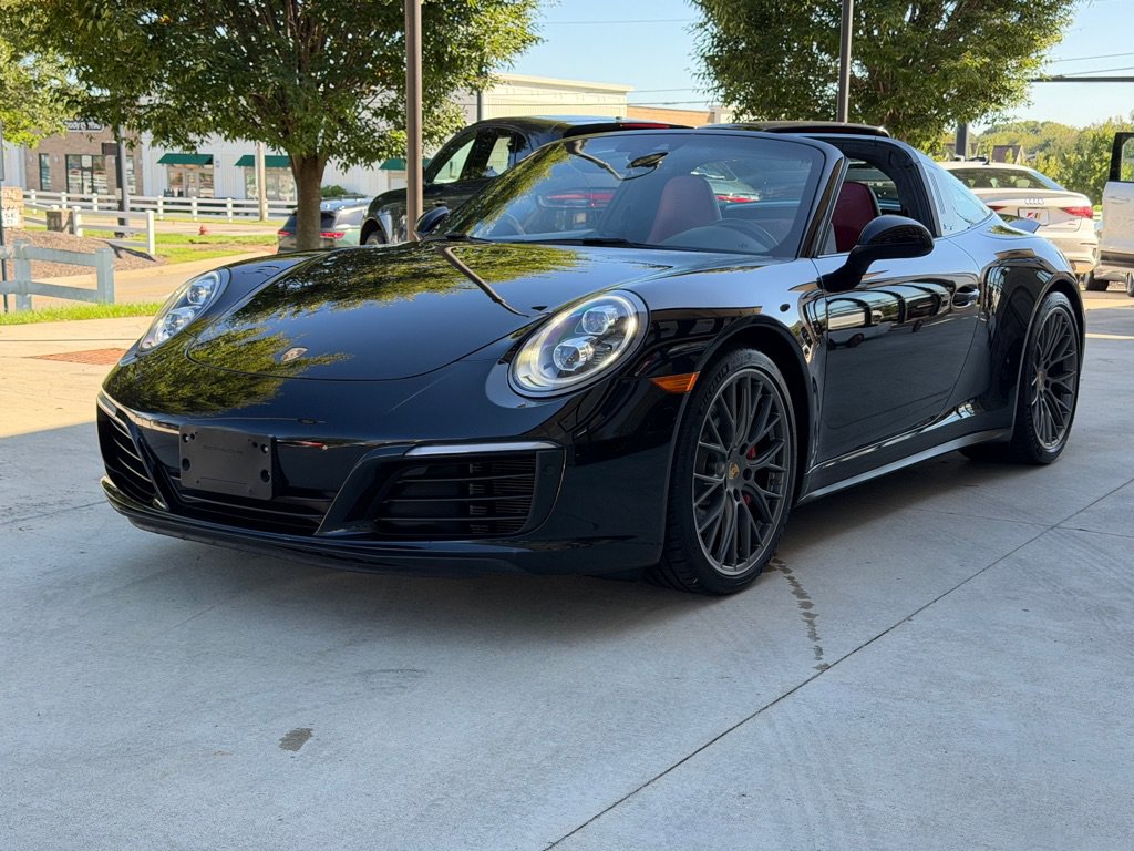 Used 2018 Porsche 911 Targa 4S AWD/4WD image 5