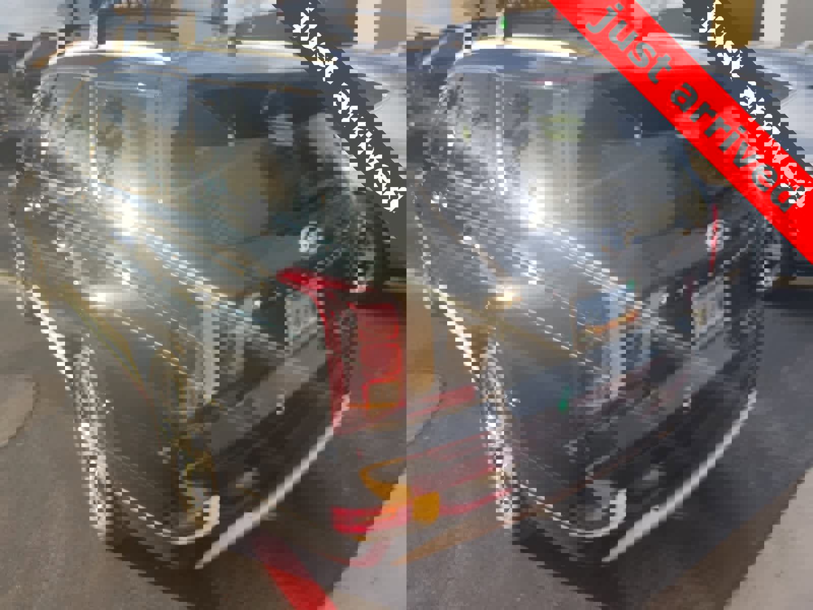 Used 2022 Hyundai Palisade Limited w/ Winter Package image 3