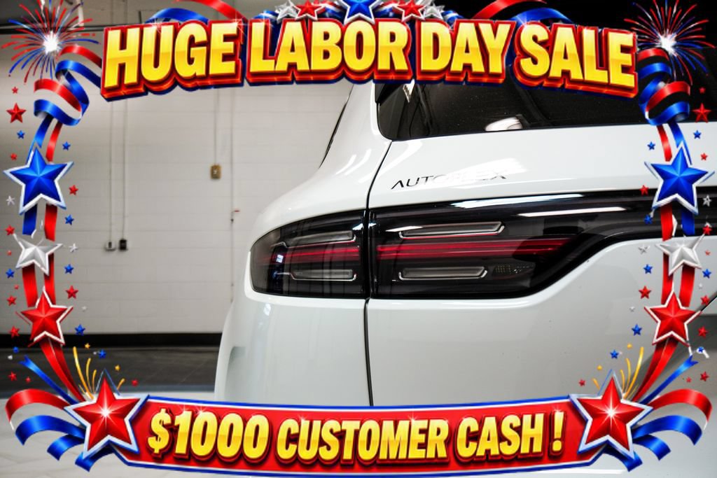 Used 2023 Porsche Cayenne AWD/4WD image 39