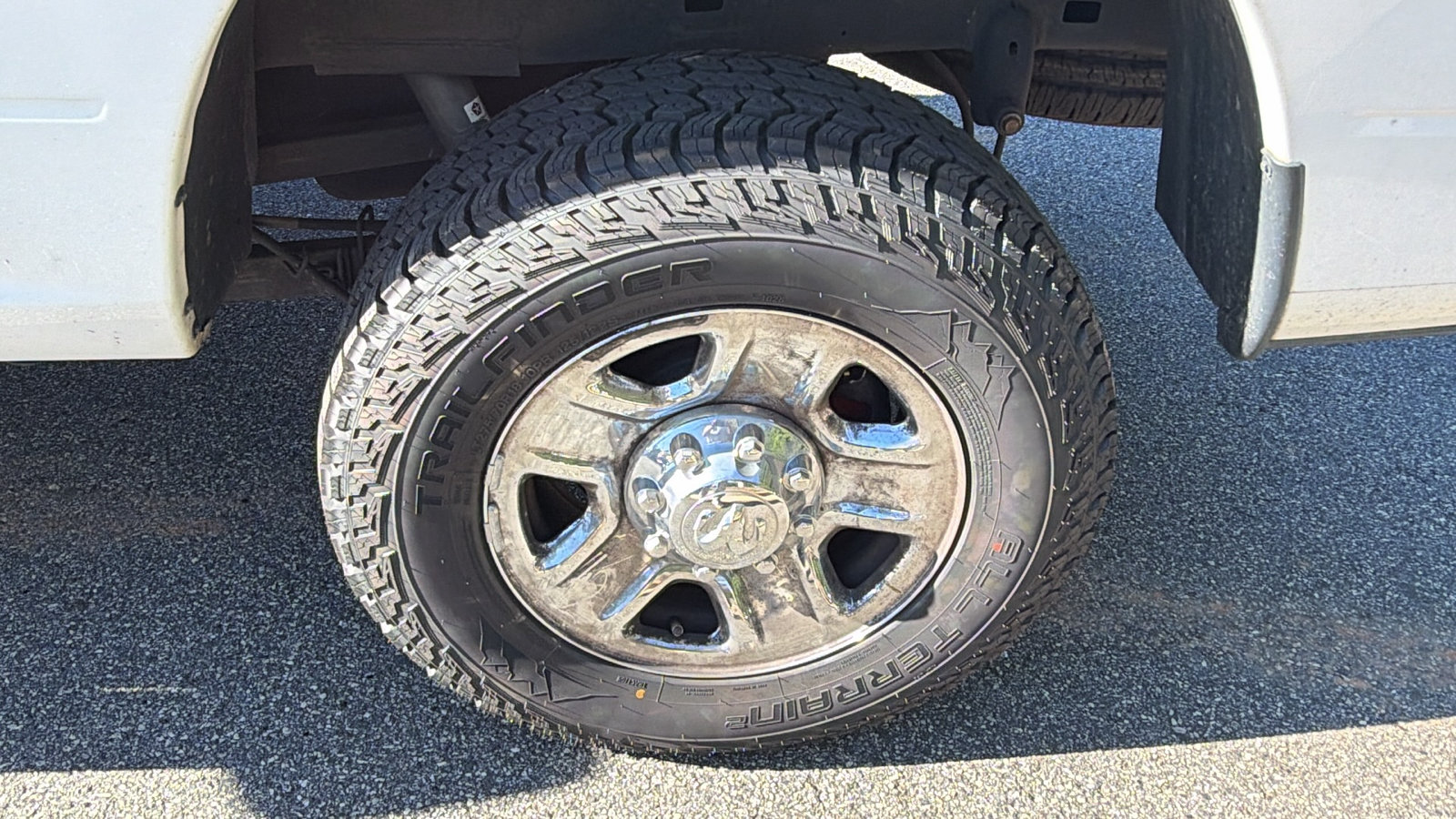 Used 2018 RAM 2500 Tradesman w/ Chrome Appearance Group AWD/4WD image 12