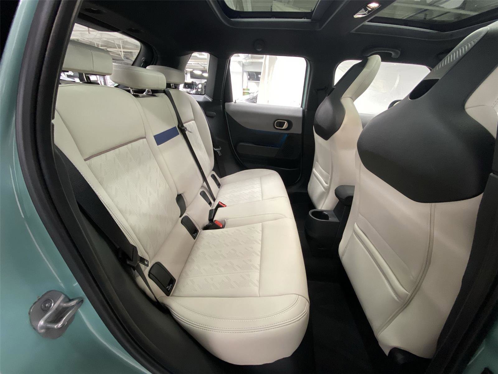 Certified 2025 MINI Cooper S FWD image 28