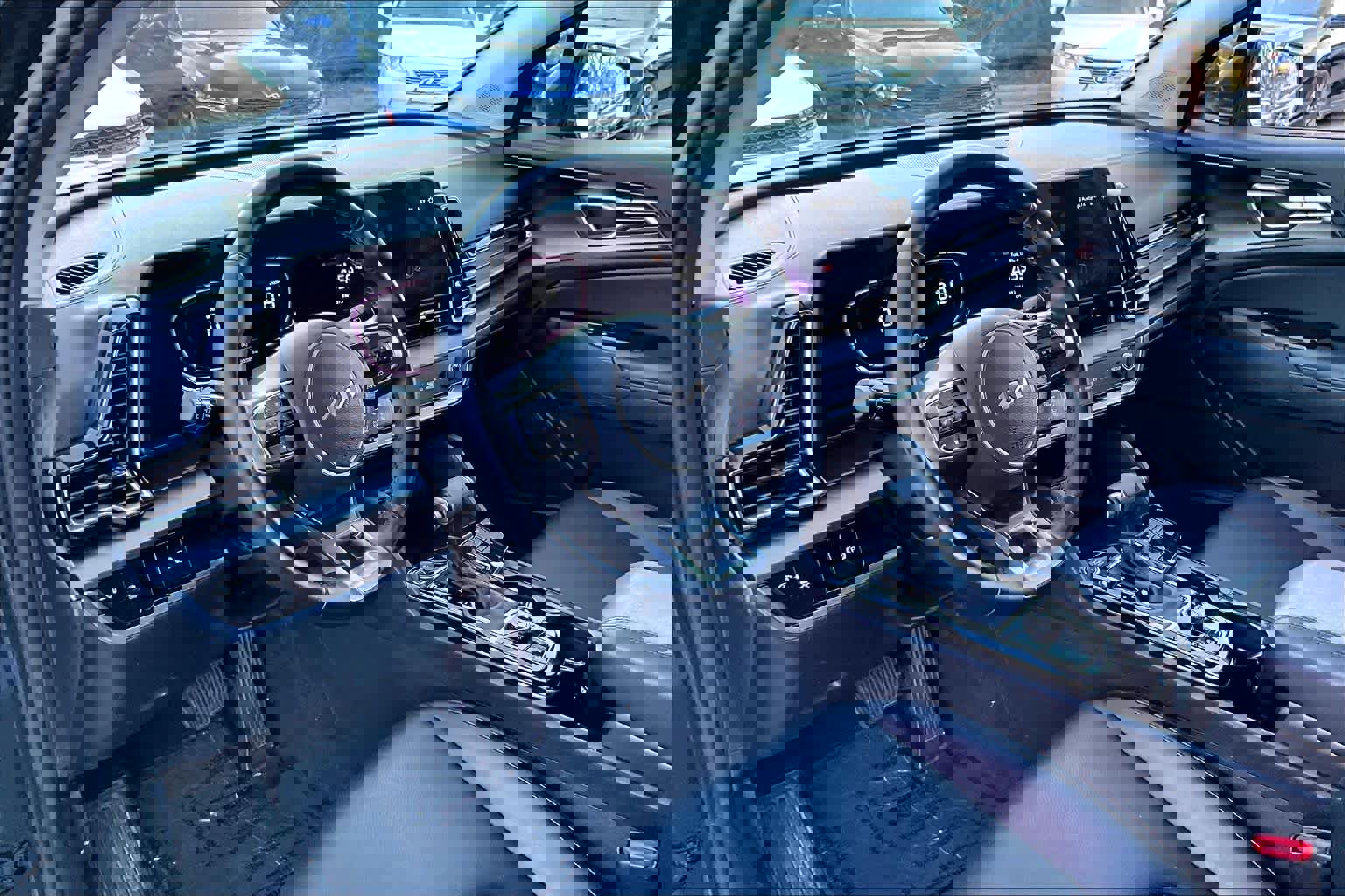 Certified 2023 Kia Sportage EX image 15