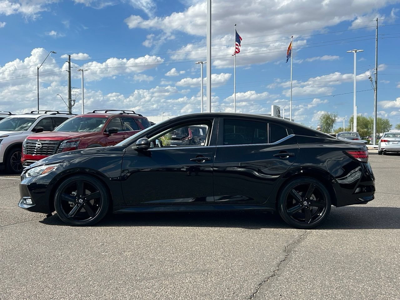 Certified 2023 Nissan Sentra SR w/ Midnight Edition Package FWD image 3