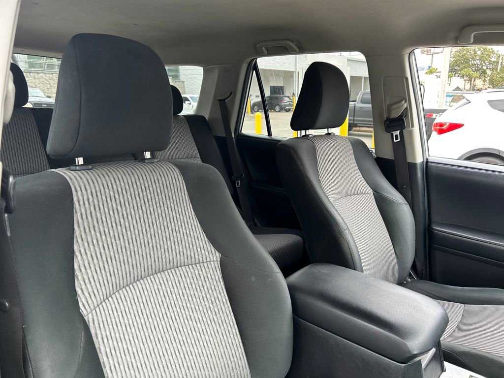 Used 2018 Toyota 4Runner SR5 image 12