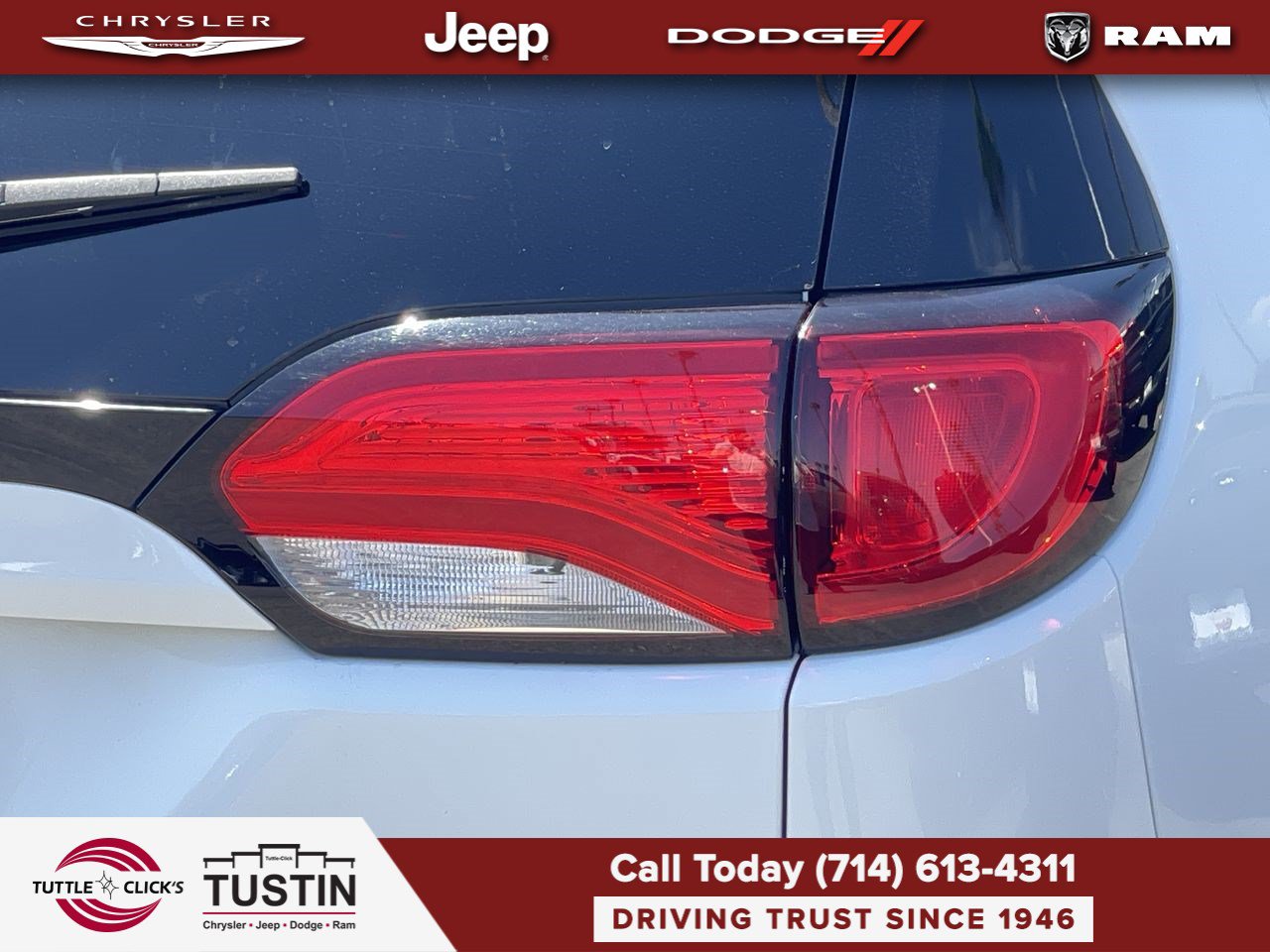 Used 2019 Chrysler Pacifica Limited FWD image 9