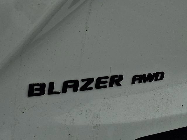 New 2026 Chevrolet Blazer LT w/ Sound & Technology Package AWD/4WD image 16