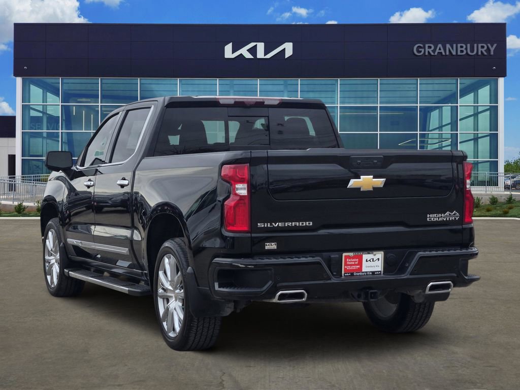Used 2024 Chevrolet Silverado 1500 High Country w/ High Country Premium Package image 4