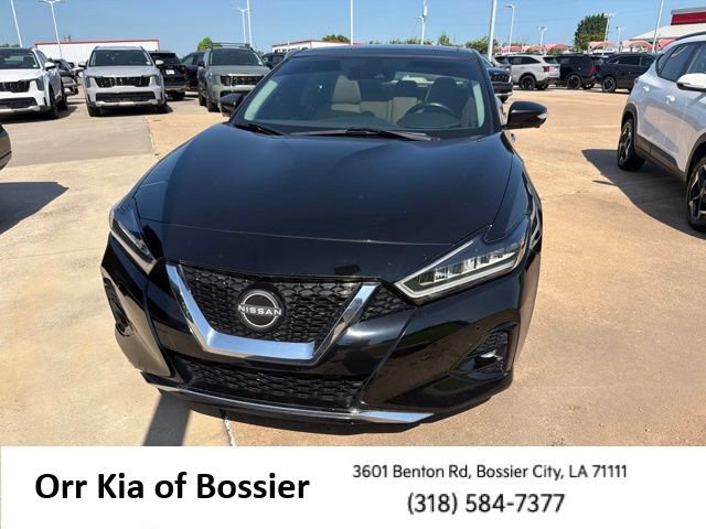 Used 2023 Nissan Maxima Platinum w/ Sport Mat Group FWD image 2