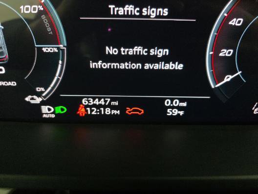 Used 2023 Audi e-tron Premium Plus w/ Premium Plus Package image 16