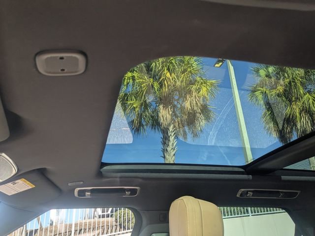 Used 2024 Land Rover Range Rover Sport SE image 18