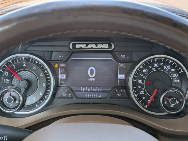 Certified 2019 RAM 1500 Laramie RWD image 21