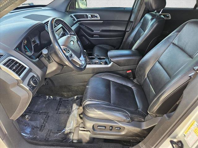 Used 2013 Ford Explorer XLT image 15