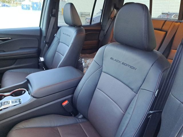 New 2026 Honda Ridgeline Black Edition image 5