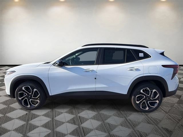 New 2026 Chevrolet Trax RS w/ Sunroof Package FWD image 8