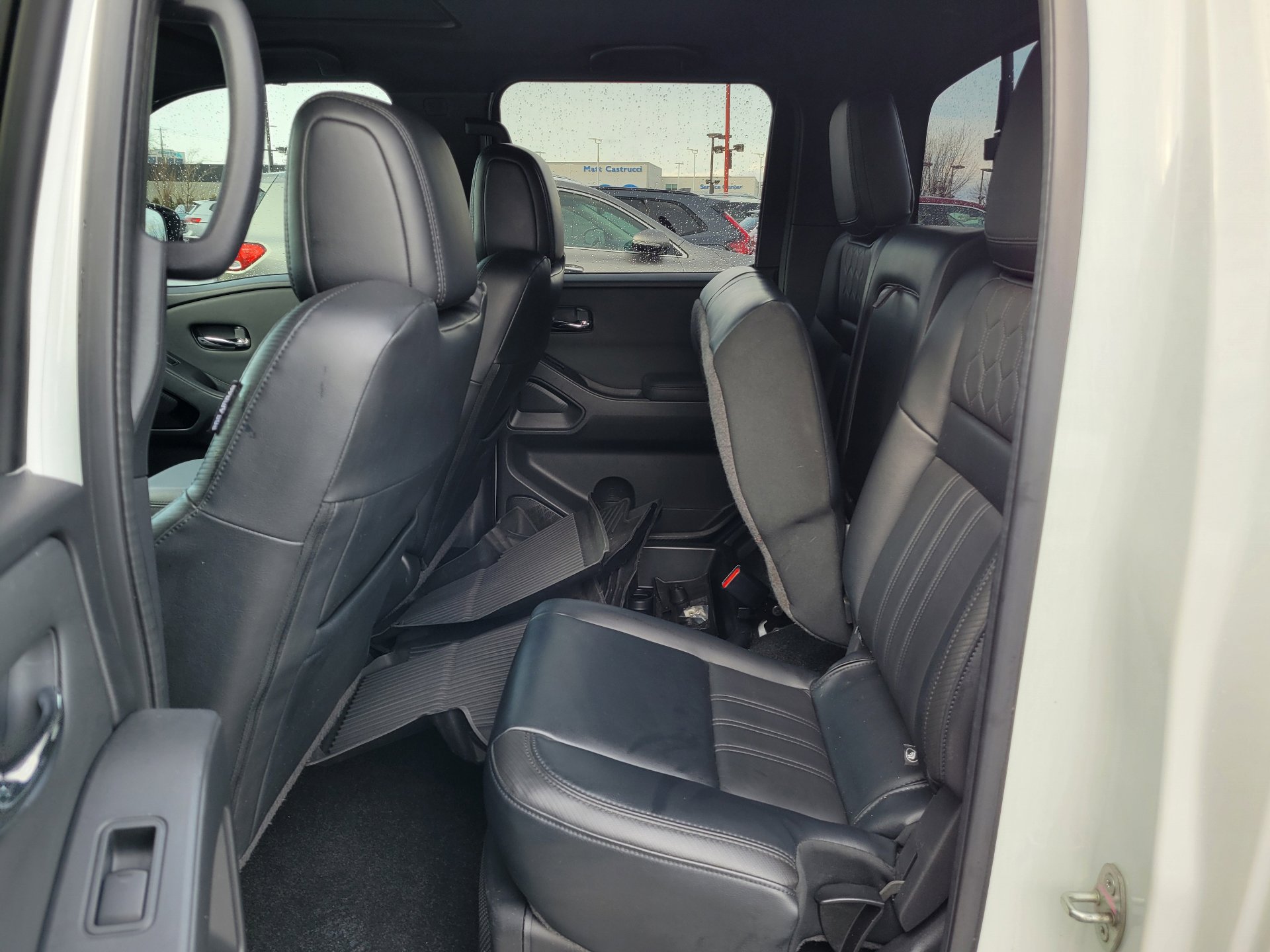 Certified 2022 Nissan Frontier PRO-4X w/ Pro-4X Premium Package image 11