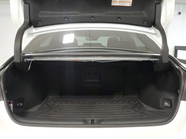 Used 2025 Lexus ES 300h w/ Premium Package FWD image 23