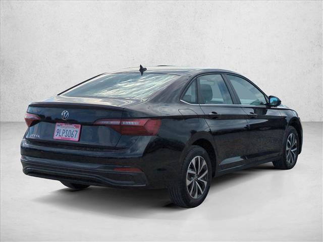Used 2024 Volkswagen Jetta S image 5
