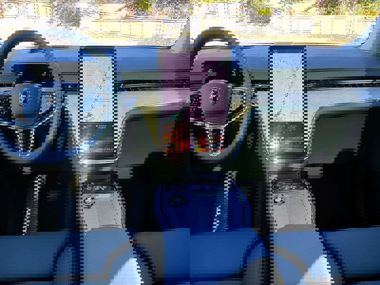 New 2025 Volvo EX90 Plus w/ Protection Package Premier image 9