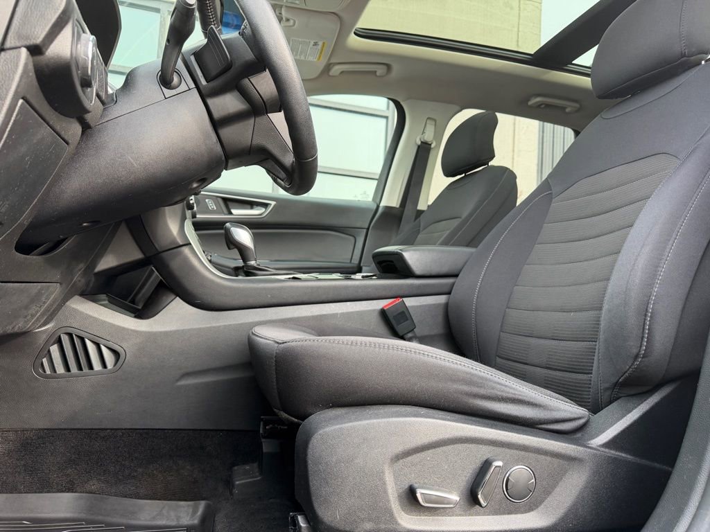 Used 2018 Ford Edge SEL w/ Canadian Touring Package image 7