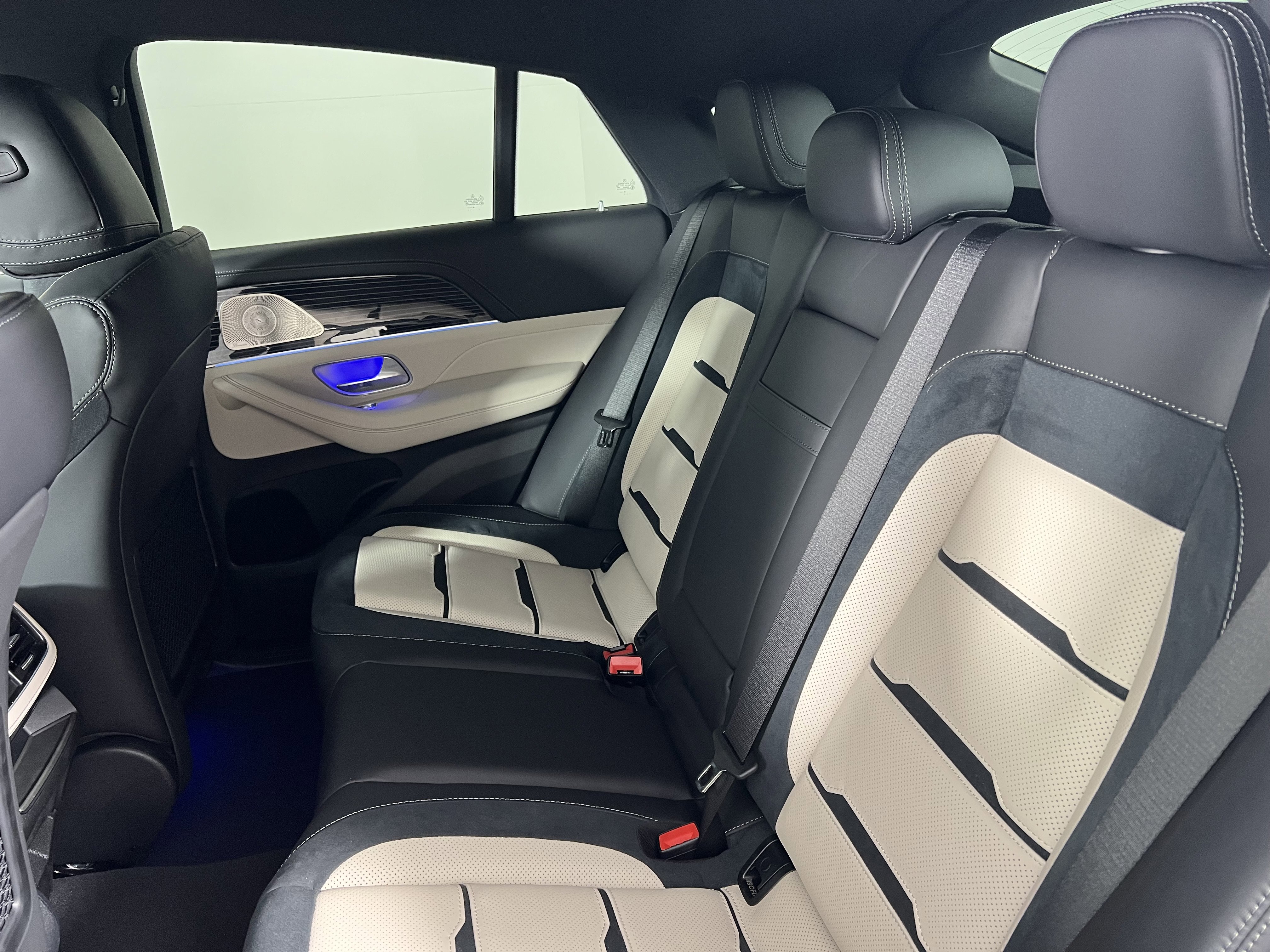 New 2026 Mercedes-Benz GLE 53 AMG 4MATIC Coupe image 21