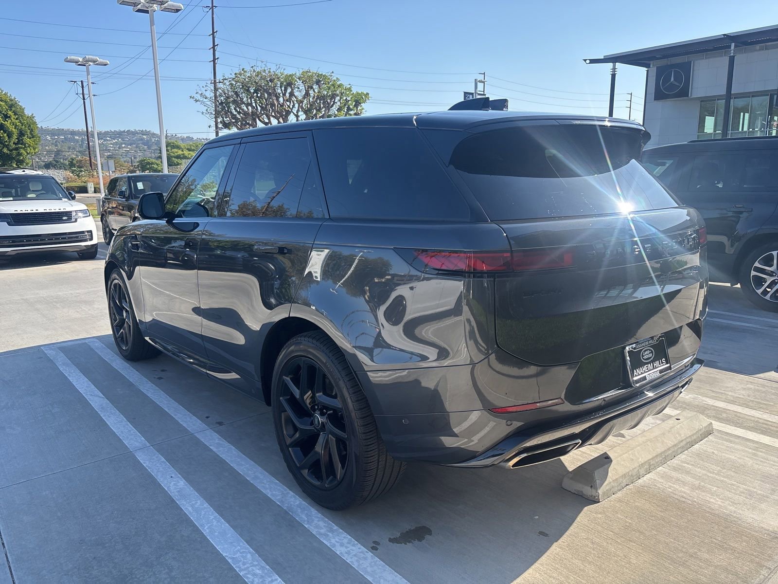 Certified 2024 Land Rover Range Rover Sport Dynamic SE AWD/4WD image 4
