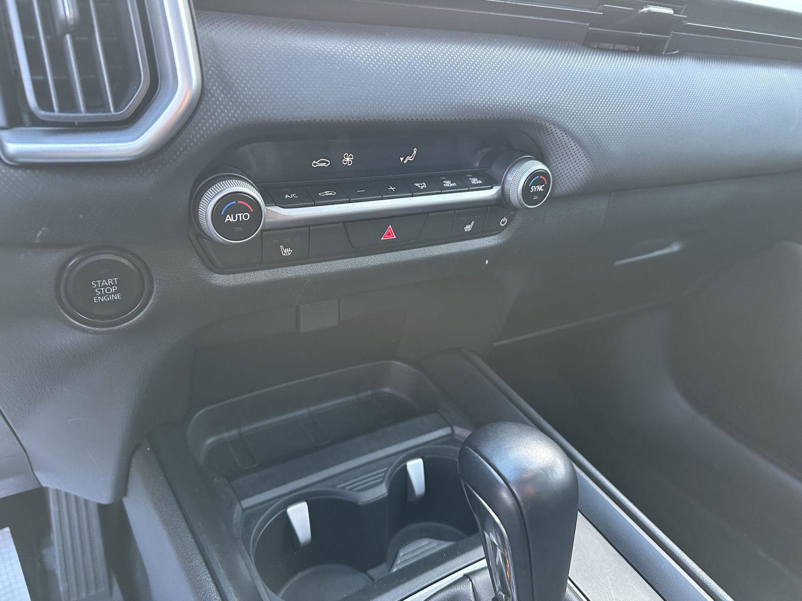 Used 2025 MAZDA CX-50 AWD 2.5 S w/ Premium Package image 31